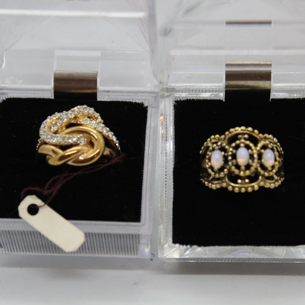 Size 7 Vintage New/Old Stock costume jewelry rings